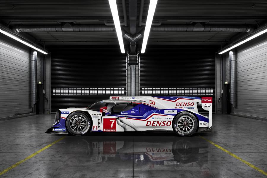  Toyota TS040 Hybrid 2014 года  (фото 32 из 55)